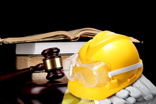 6648.Gavel-law-books-helmet.jpg-550x0